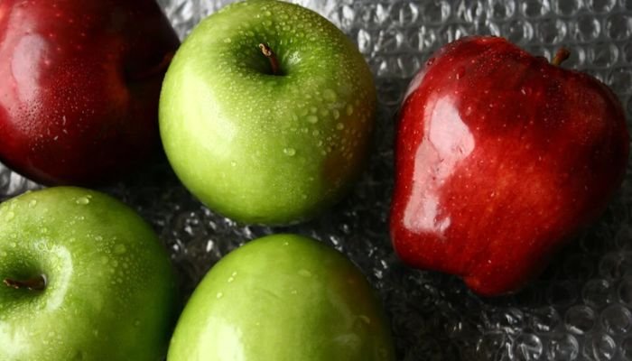 Apple Calories Nutritional Facts and Benefits of This Popular Fruit