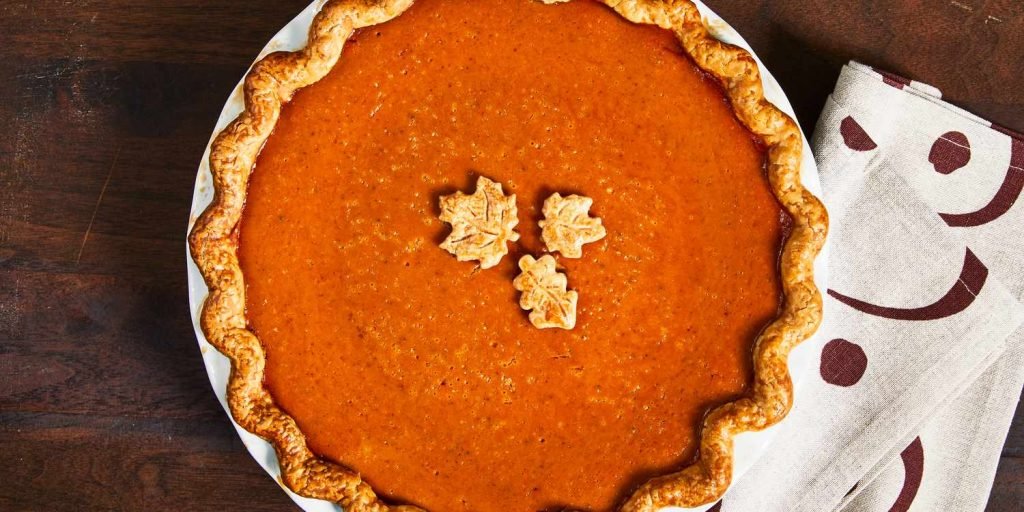 Autumn's Delight: Freshly Baked Pumpkin Pie