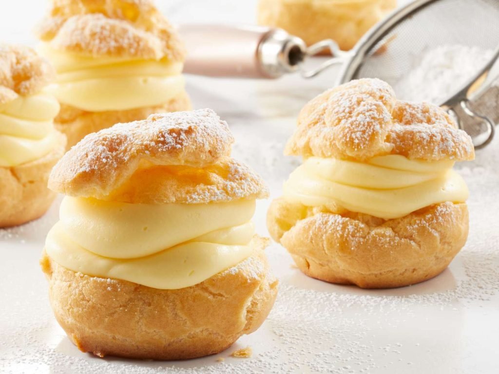 Decadent Cream Puffs: 5 Secrets to Perfectly Fluffy Delights!