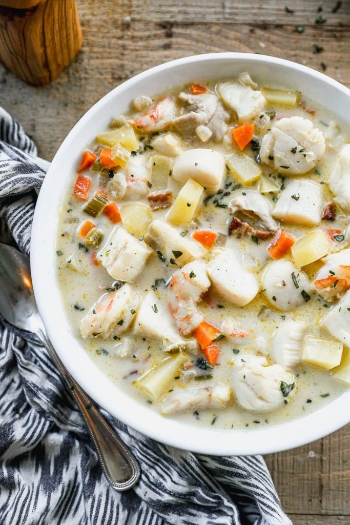Indulge in the Creamiest Seafood Chowder: A Cozy Recipe Delight!