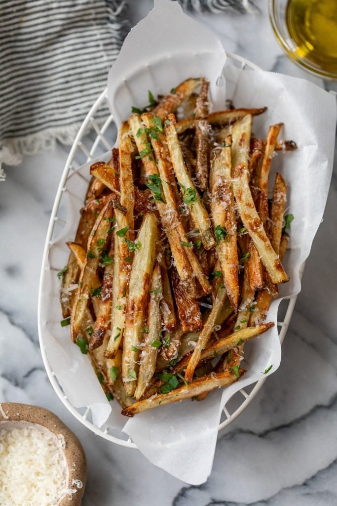 Irresistibly Crispy Baked Truffle Fries: Your New Favorite Snack!