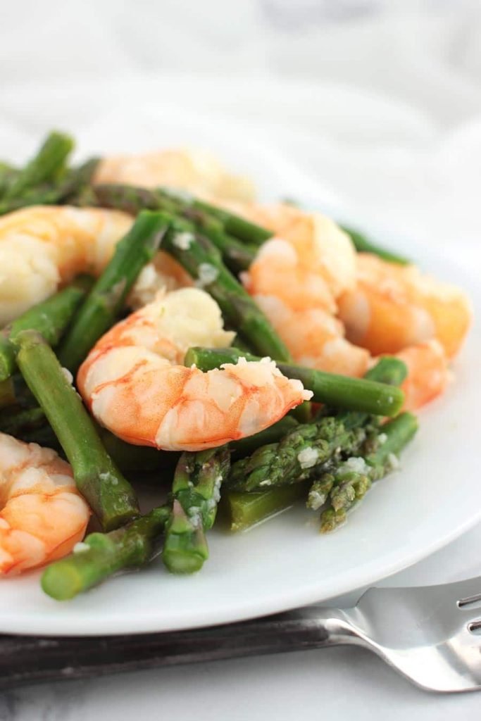 Zesty Garlic-Lemon Shrimp Stir-Fry: A 20-Minute Flavor Boost