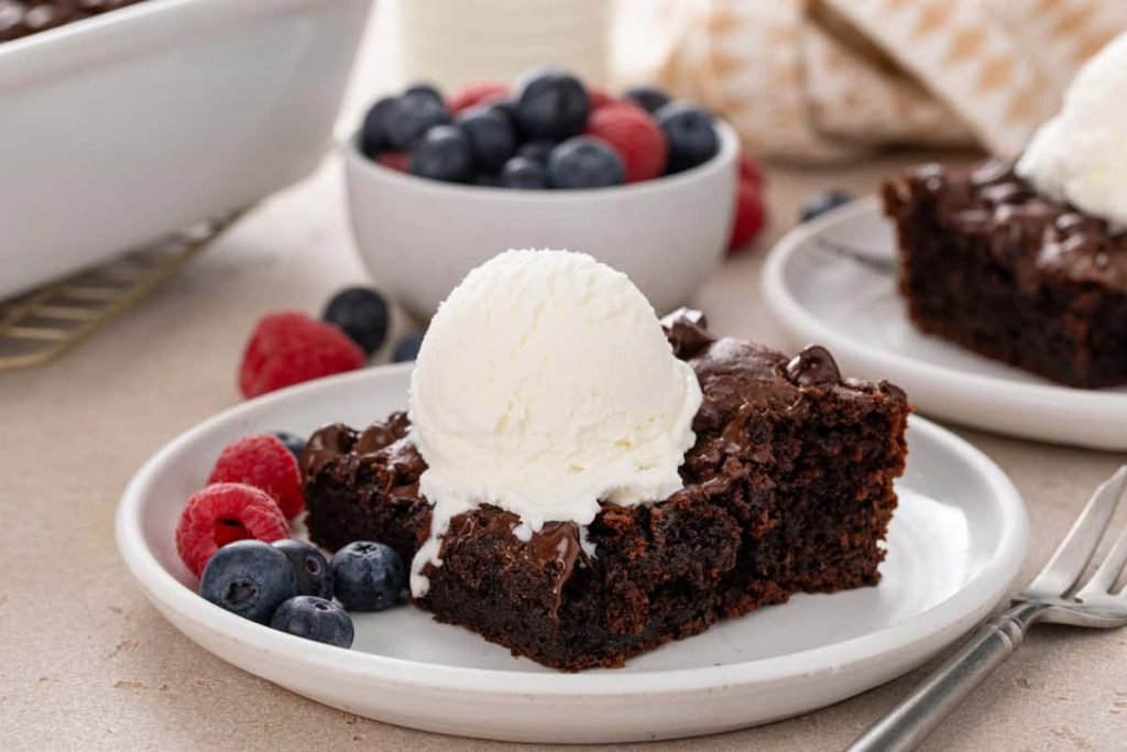 Decadent Chocolate Dump Cake: 5-Minute Recipe for Pure Bliss!
