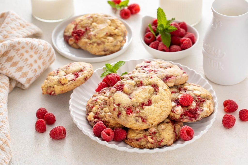 Indulge in Decadence: 10 Irresistible White Chocolate Raspberry Cookies