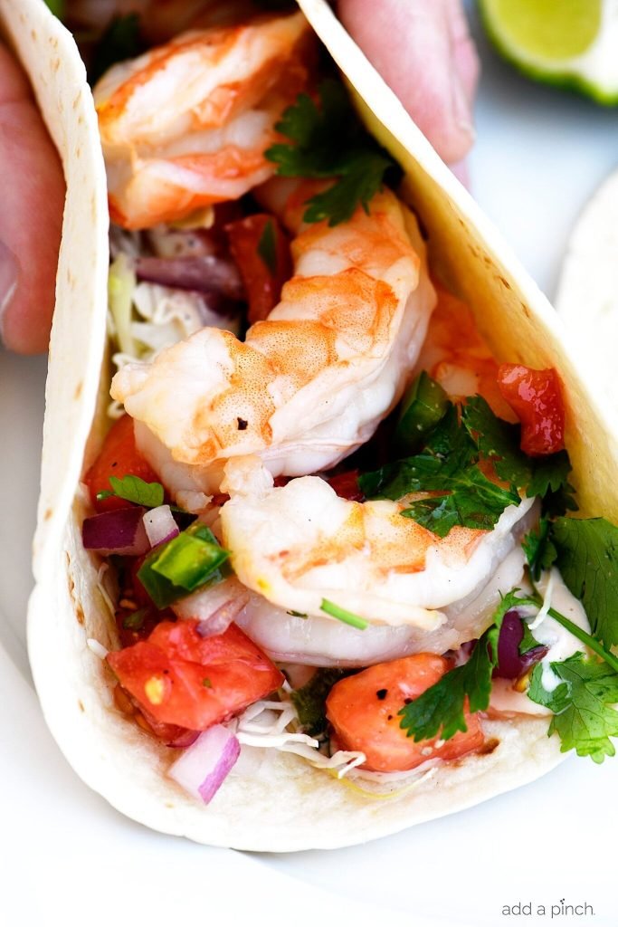 Zesty Shrimp Tacos: A Flavorful Fiesta in Every Bite!