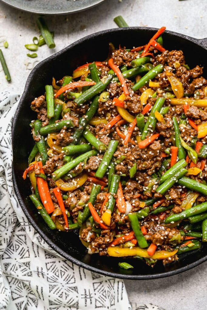 Quick & Flavorful Ground Beef Stir Fry: 15-Minute Dinner Delight!